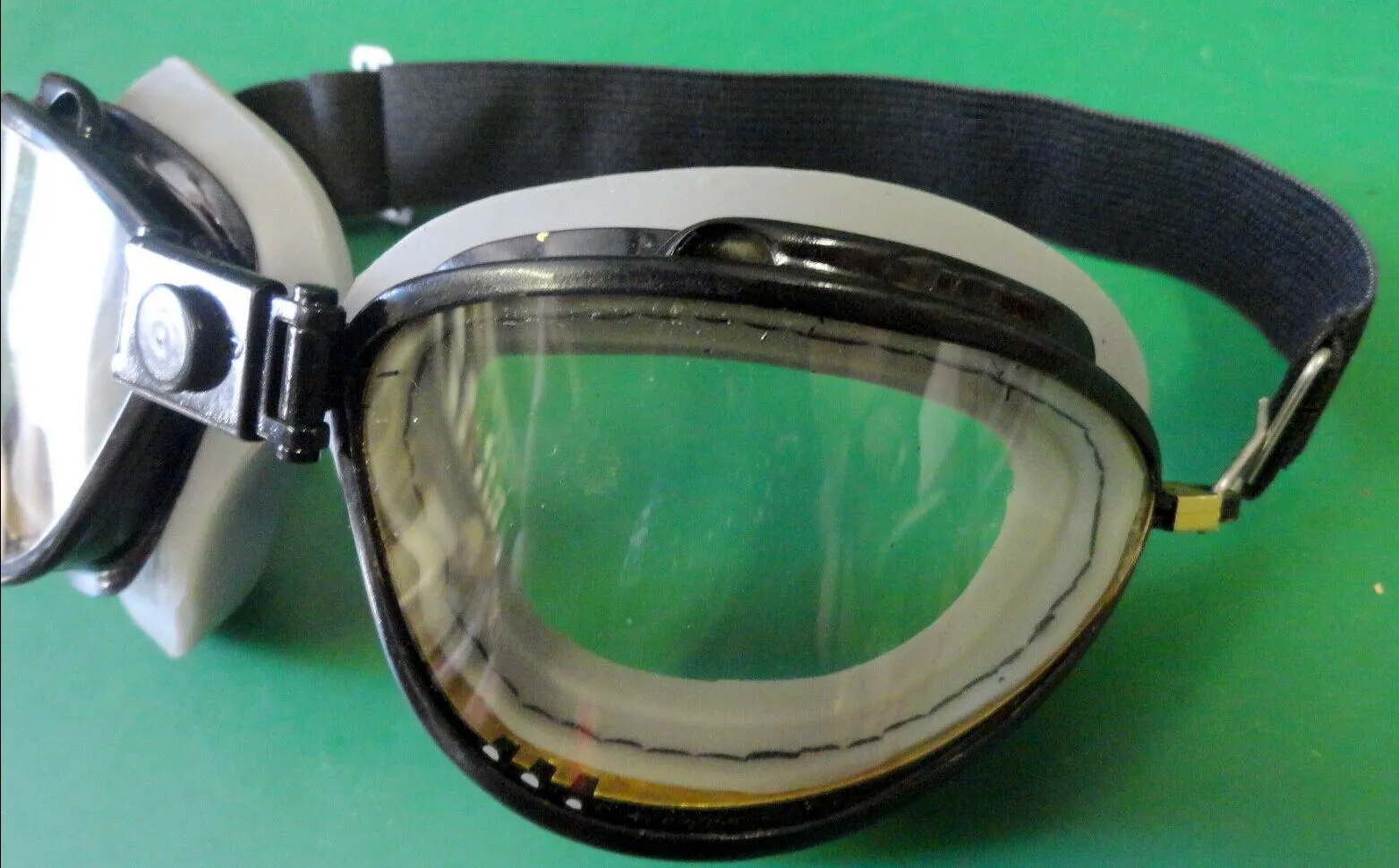 CHAS. FISCHER SKYWAY FLYING GOGGLES - BLACK FRAME