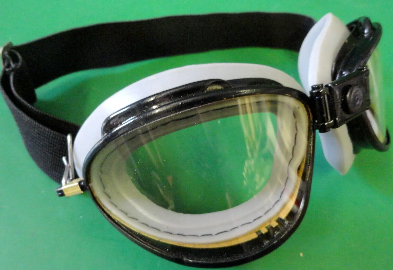 CHAS. FISCHER SKYWAY FLYING GOGGLES - BLACK FRAME