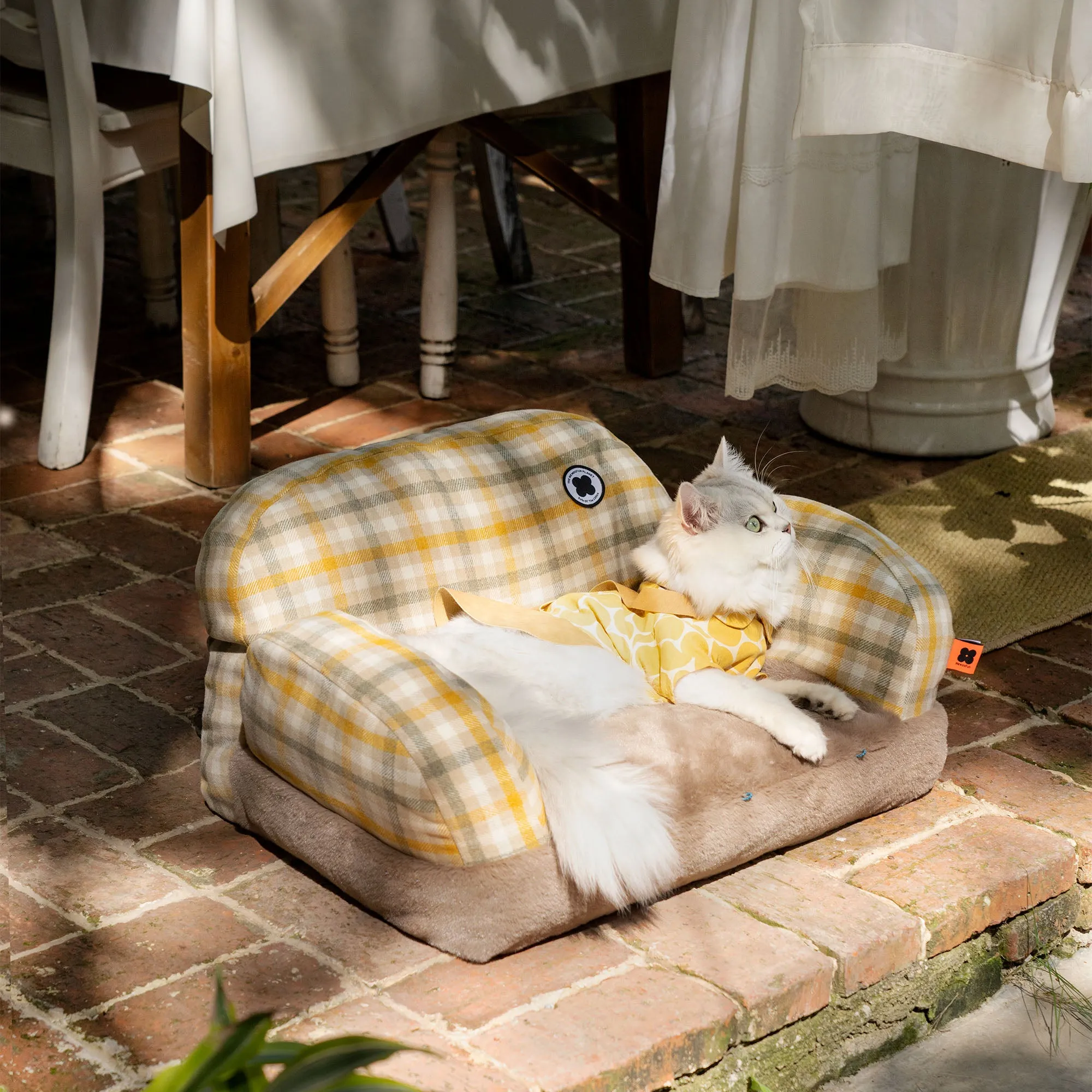 Retro Style Washable Cat Sofa